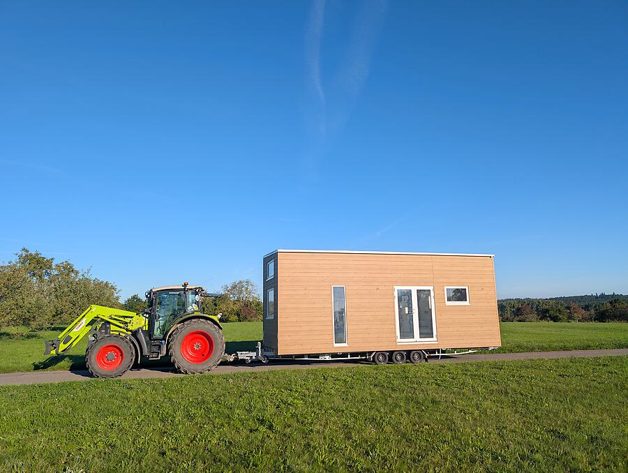 Tiny House wird zum Kunden transportiert